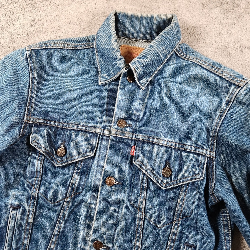 Vintage Levis Type III Trucker Jacket Mens size S / 38L USA Denim 80s 90s